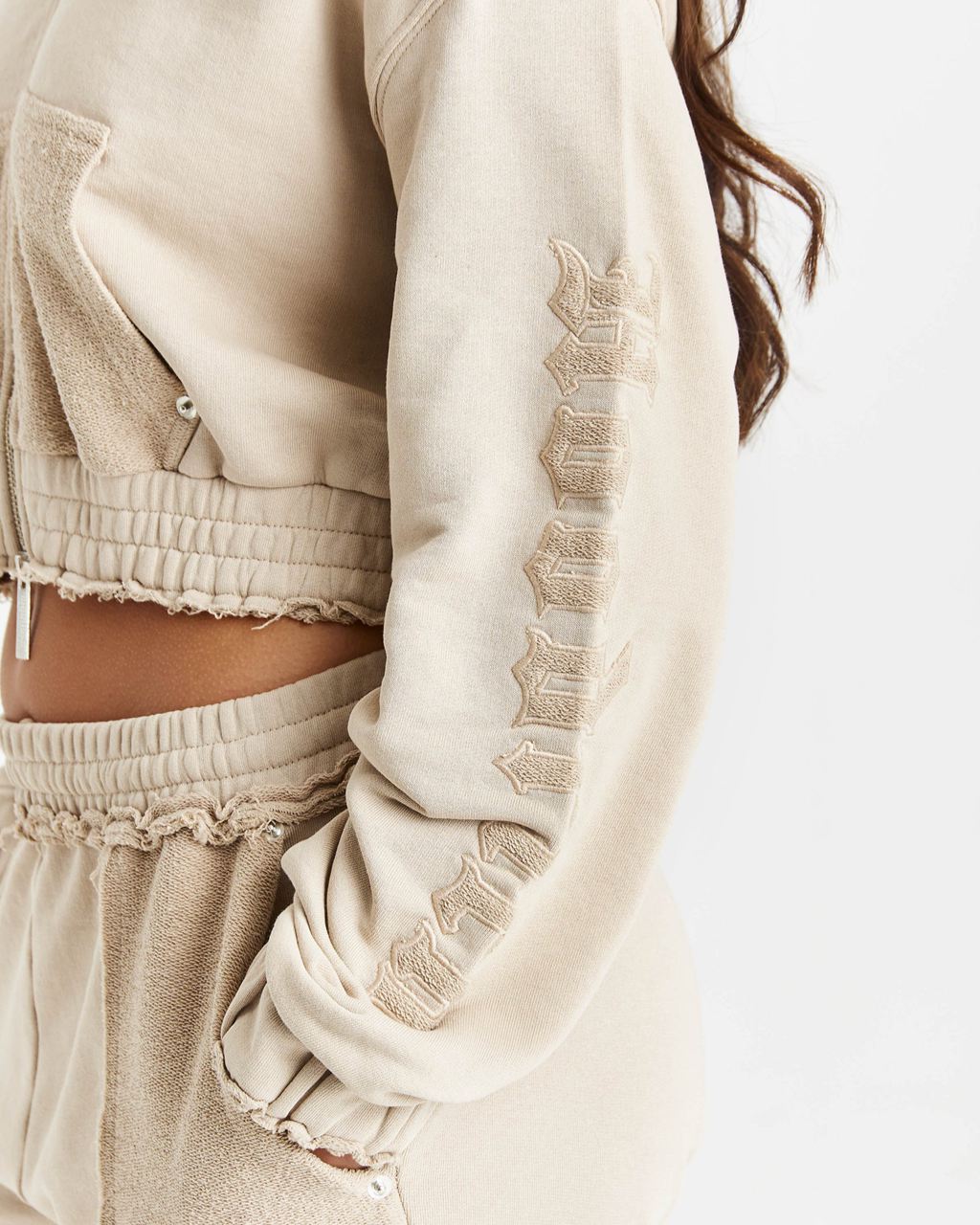 Beige Hoodrich Collision Relaxed Cropped Zip Hoodie USA | 985-WLIHPB